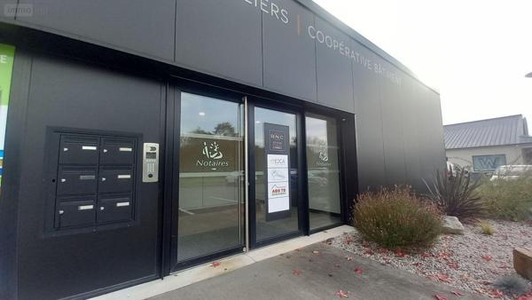 Bureaux à louer à Le Mans dans la Sarthe (72000), ref : 72122-1343