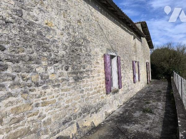 MAISON DE CAMPAGNE JARDIN 900m²