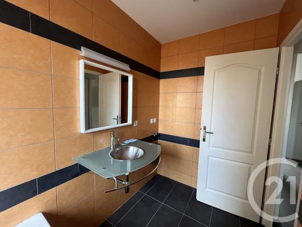 Appartement F4 à vendre  5 pièces - 79 m 2   LANGON  - 33