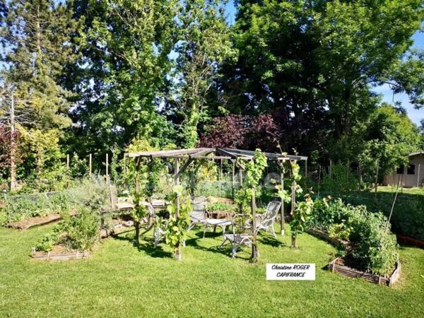 Maison 8 pièces semi plain-pied - 166 m² - Terrain Arboré de 1 980 m² - Calme et Verdure