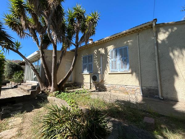 À vendre à Borgo : Maison t4 avec deux dépendances (t2) jardin,piscine,  !