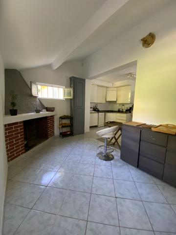 À vendre à Borgo : Maison t4 avec deux dépendances (t2) jardin,piscine,  !