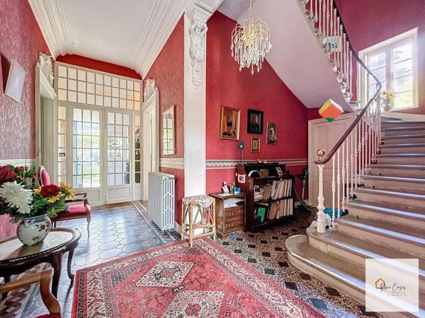 Maison de Maître de 229m² sur parcelle arboré de 1800m² + sous sol total