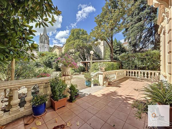 Maison de Maître de 229m² sur parcelle arboré de 1800m² + sous sol total