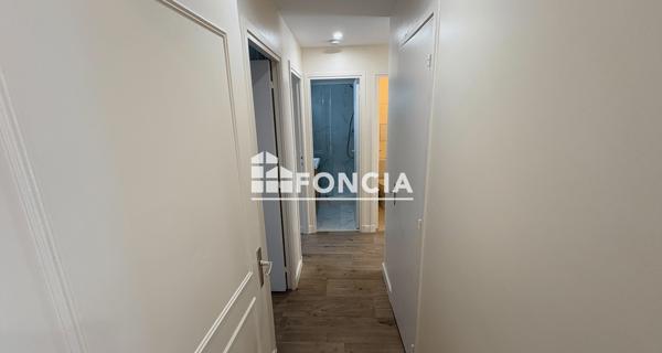 Location Appartement 4 pièces 99.31 m² - Rueil-malmaison 92500