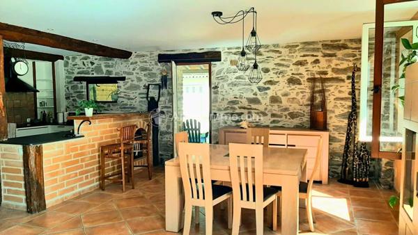 Vente Propriété 7 pièces 262 m2 à Revel