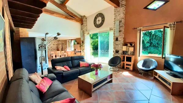 Vente Propriété 7 pièces 262 m2 à Revel