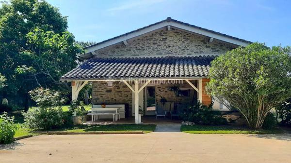 Vente Propriété 7 pièces 262 m2 à Revel