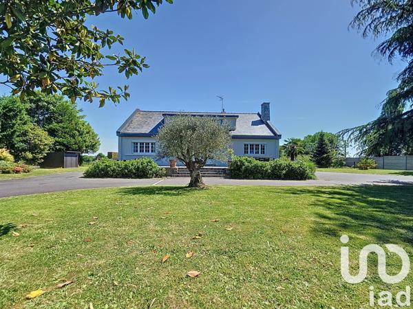 Maison 8 pièces de 190 m² à La Chapelle-des-Fougeretz (35520)
