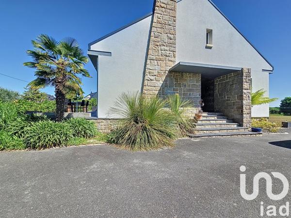 Maison 8 pièces de 190 m² à La Chapelle-des-Fougeretz (35520)