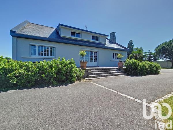 Maison 8 pièces de 190 m² à La Chapelle-des-Fougeretz (35520)