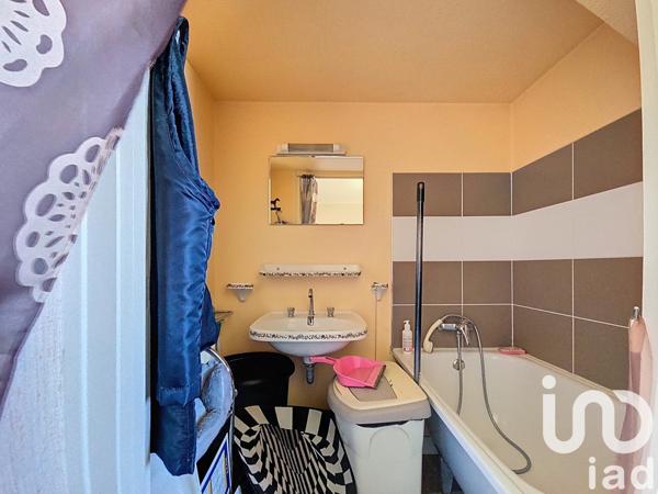 Maison 8 pièces de 190 m² à La Chapelle-des-Fougeretz (35520)
