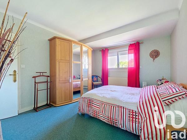 Maison 8 pièces de 190 m² à La Chapelle-des-Fougeretz (35520)