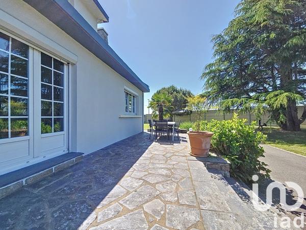 Maison 8 pièces de 190 m² à La Chapelle-des-Fougeretz (35520)