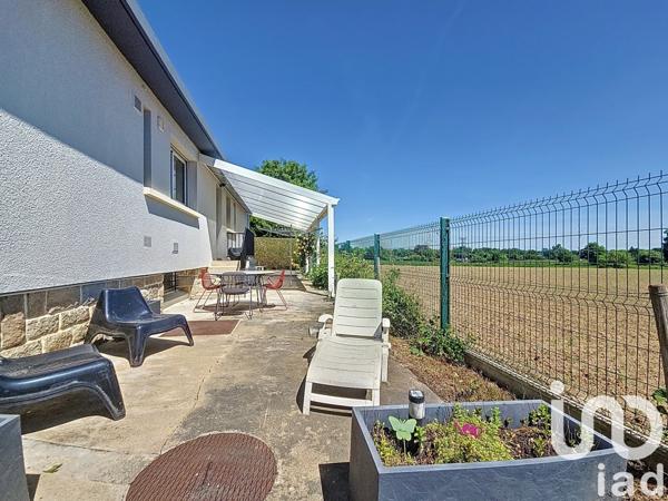 Maison 8 pièces de 190 m² à La Chapelle-des-Fougeretz (35520)