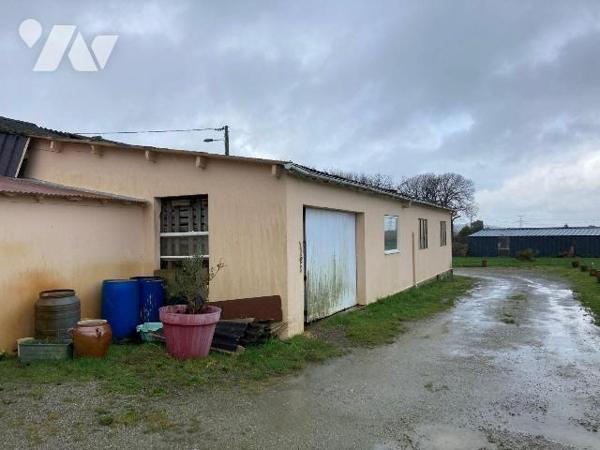 Maison a Vendre à EDERN, en Finistère Sud (29), en Campagne, Maison d'habitation comprenant de ...