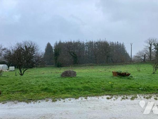 Maison a Vendre à EDERN, en Finistère Sud (29), en Campagne, Maison d'habitation comprenant de ...
