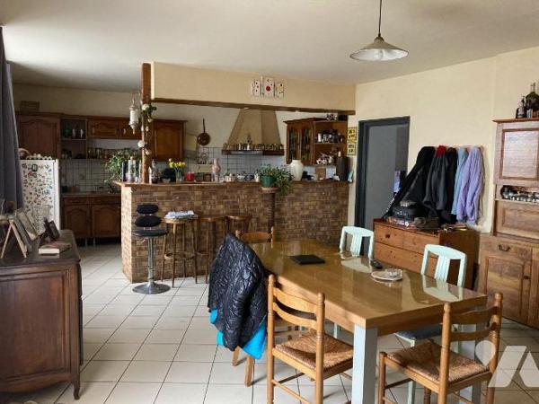 Maison a Vendre à EDERN, en Finistère Sud (29), en Campagne, Maison d'habitation comprenant de ...