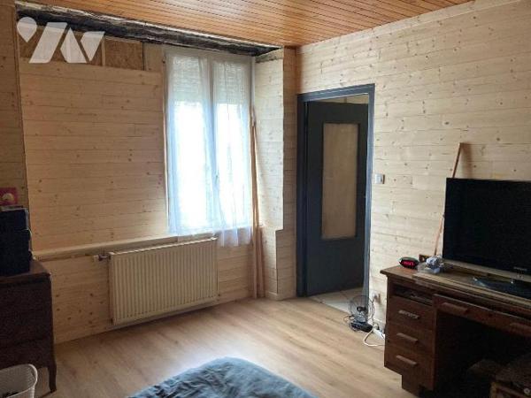 Maison a Vendre à EDERN, en Finistère Sud (29), en Campagne, Maison d'habitation comprenant de ...