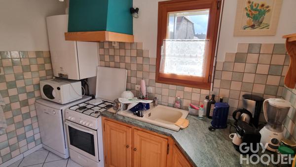 LOCATION - APPARTEMENT AVEC TERRASSE ET GARAGE