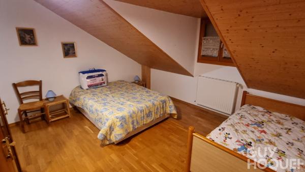 LOCATION - APPARTEMENT AVEC TERRASSE ET GARAGE