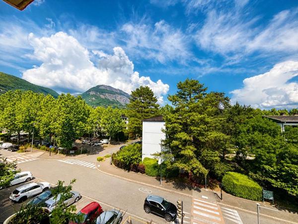 Appartement La Tronche 5 pièce(s) 74 m2