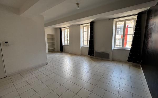 Appartement à vendre    3 pièces • 70 m2 Carcassonne
