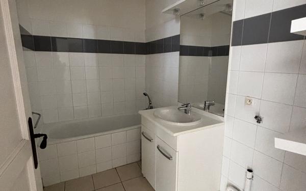 Appartement à vendre    3 pièces • 70 m2 Carcassonne