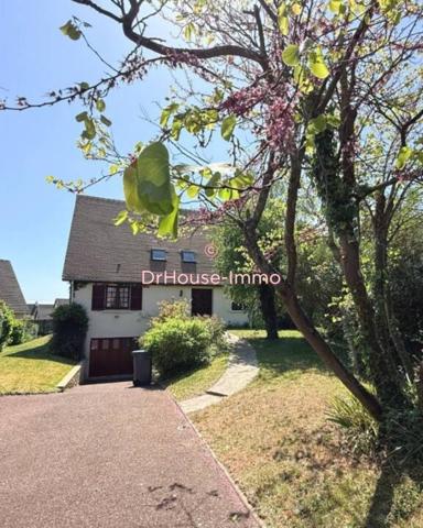 Maison à vendre 8 pièces de 157 m²