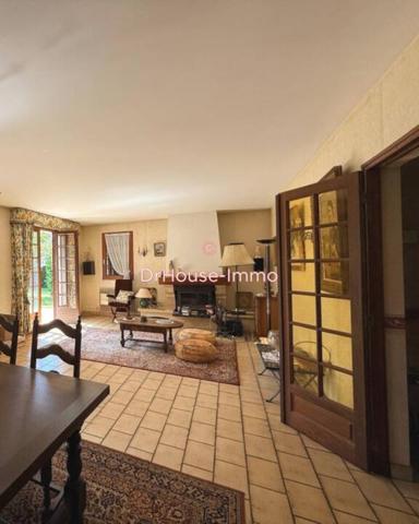 Maison à vendre 8 pièces de 157 m²