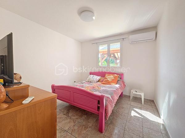 Maison de 242 m²