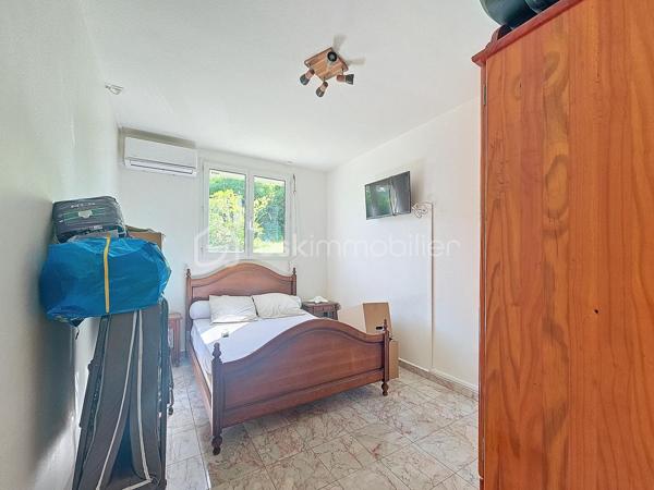 Maison de 242 m²