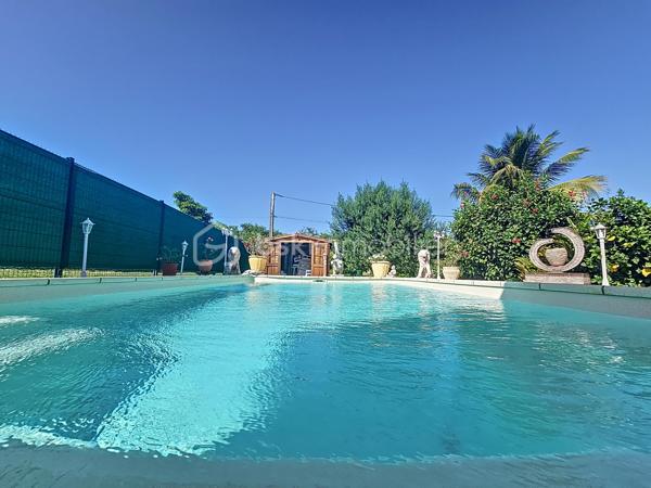Maison de 242 m²