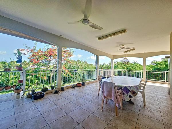 Maison de 242 m²