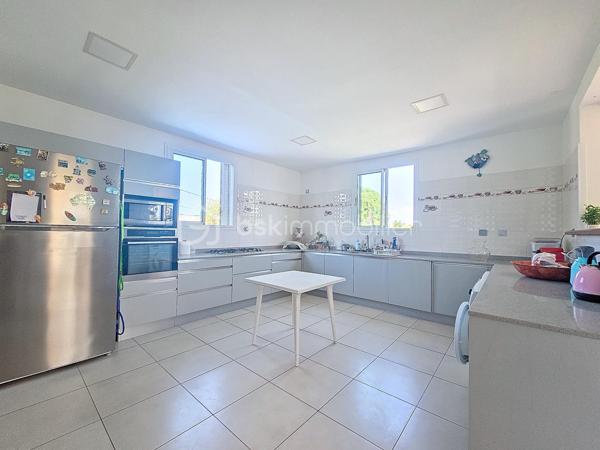 Maison de 242 m²
