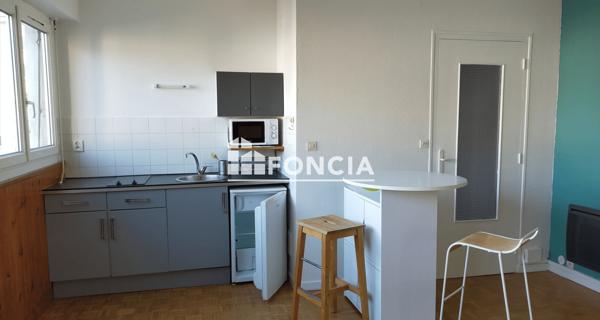 Location Studio meublé 28.23 m² - Grenoble 38100