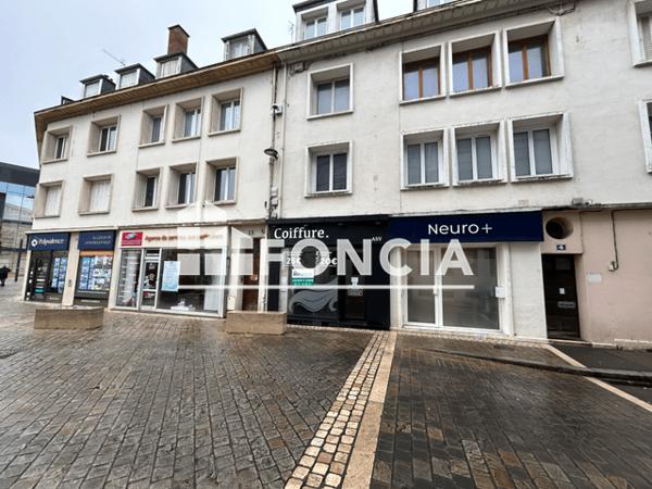 Location Local commercial 3 pièces 78 m² - Chartres 28000