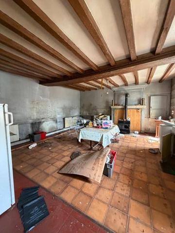Propriete à vendre à Chinon dans l'Indre-et-Loire (37500), ref : 37049-134
