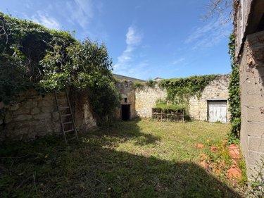 Propriete à vendre à Chinon dans l'Indre-et-Loire (37500), ref : 37049-134