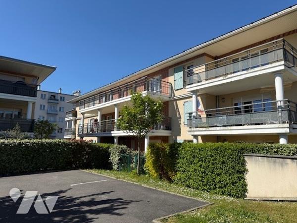 Appartement à vendre à L'Isle-Adam (95290) en Val-d'Oise (95), 3 pièces avec terrasse, 65 m2