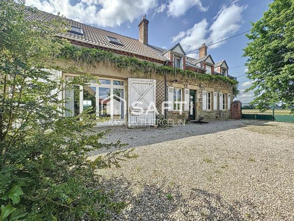 Opportunité rare pour cette propriété constituée de 2 habitations dans un secteur calme