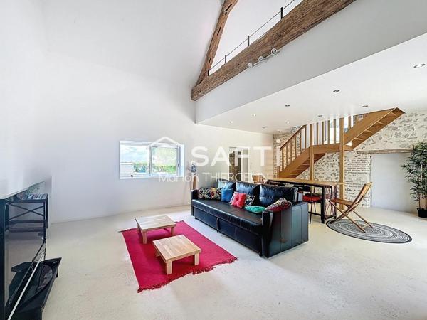 Opportunité rare pour cette propriété constituée de 2 habitations dans un secteur calme