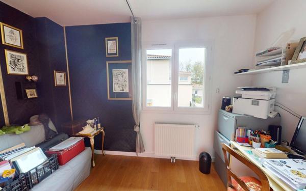 Maison à vendre    5 pièces • 166 m2 Saint-Didier-de-Formans