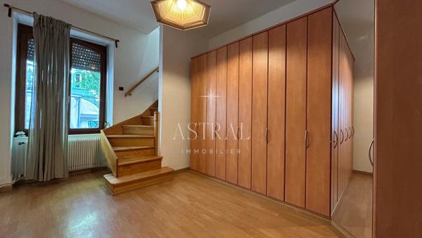 Appartement DUPLEX 2ch avec garage, parking, jardin, cave à Mulhouse