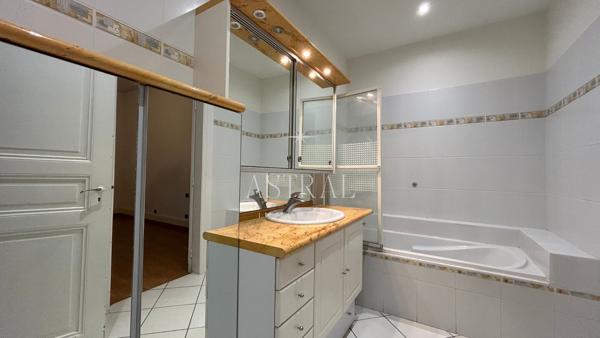 Appartement DUPLEX 2ch avec garage, parking, jardin, cave à Mulhouse