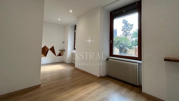 Appartement DUPLEX 2ch avec garage, parking, jardin, cave à Mulhouse