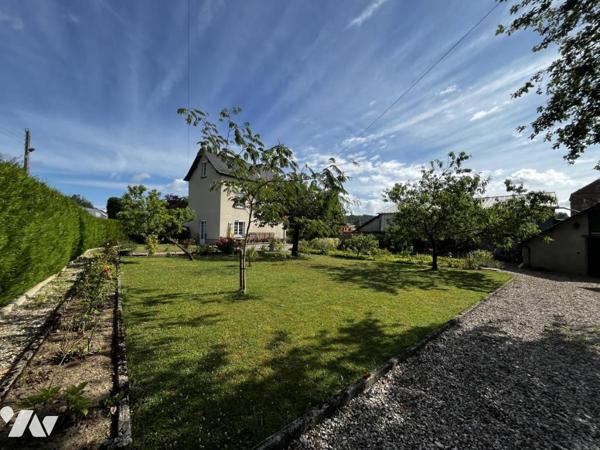 Maison de ville à usage d'habitation