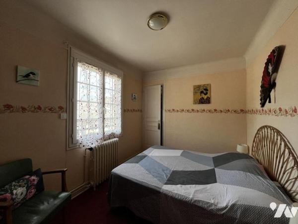 Maison de ville à usage d'habitation