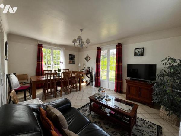 Maison de ville à usage d'habitation