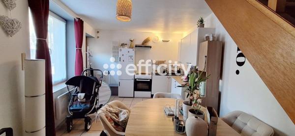 Appartement
         4 pièces
        - 66 m² 110 000 € *